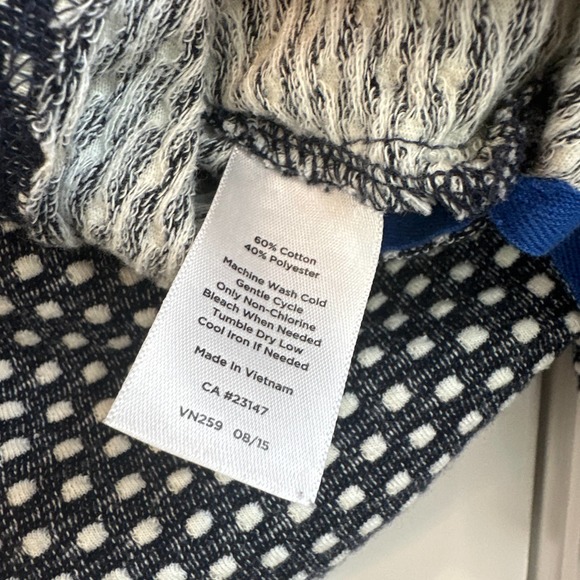 Talbots size Large Dark Navy Blue and White Dotted Knit Style Athleisure Top - Picture 4 of 5